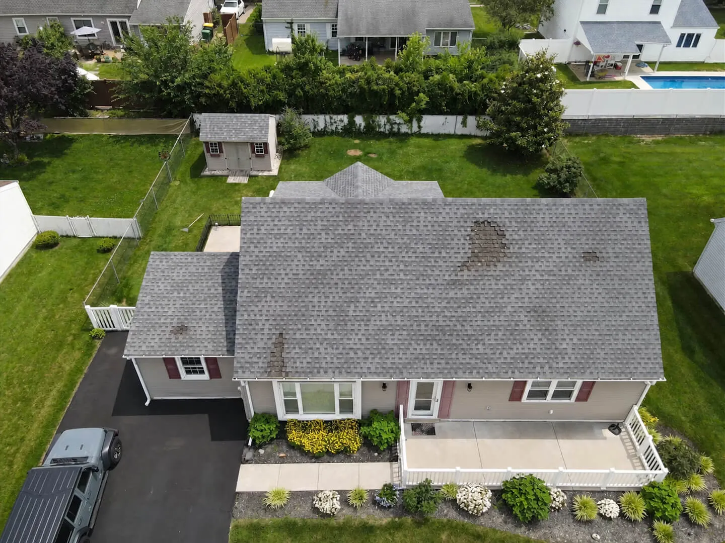 Weathered roof before Crestline replacement, project 1